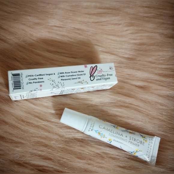 Seraphine Botanicals Camelina + Strobe Luminizing Primer - Picture 9 of 9